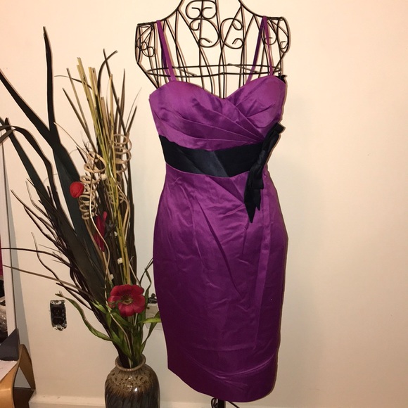 Dresses & Skirts - Dress